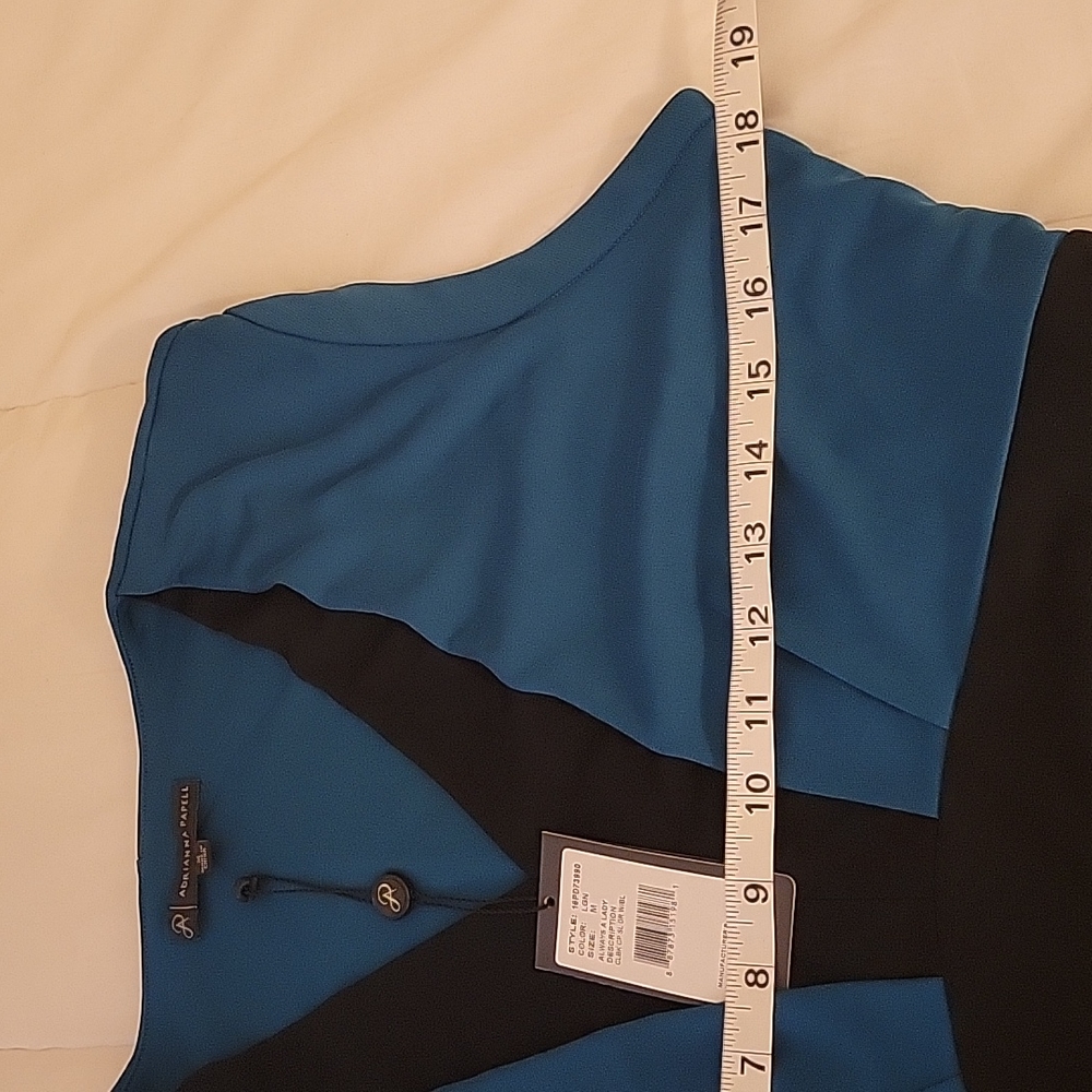 Dress - Picture 7 of 9